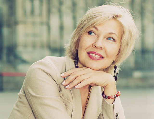 The Mature Choice: Older Women Dating with SilverSingles