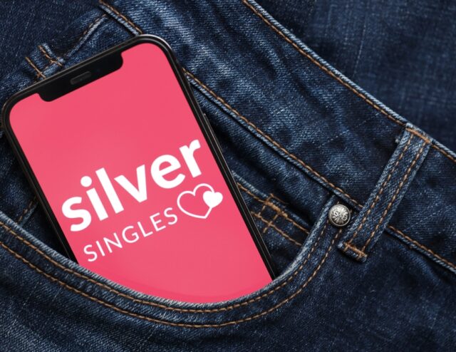 Dating App Advice: When to Exchange Phone Numbers