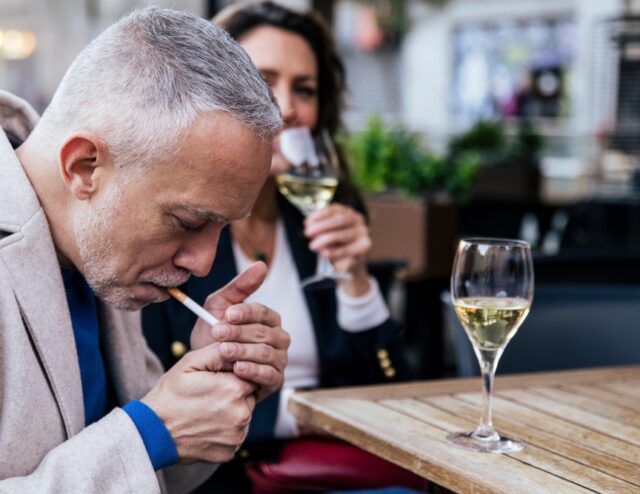 Recognizing Red Flags Early in a Relationship&nbsp;